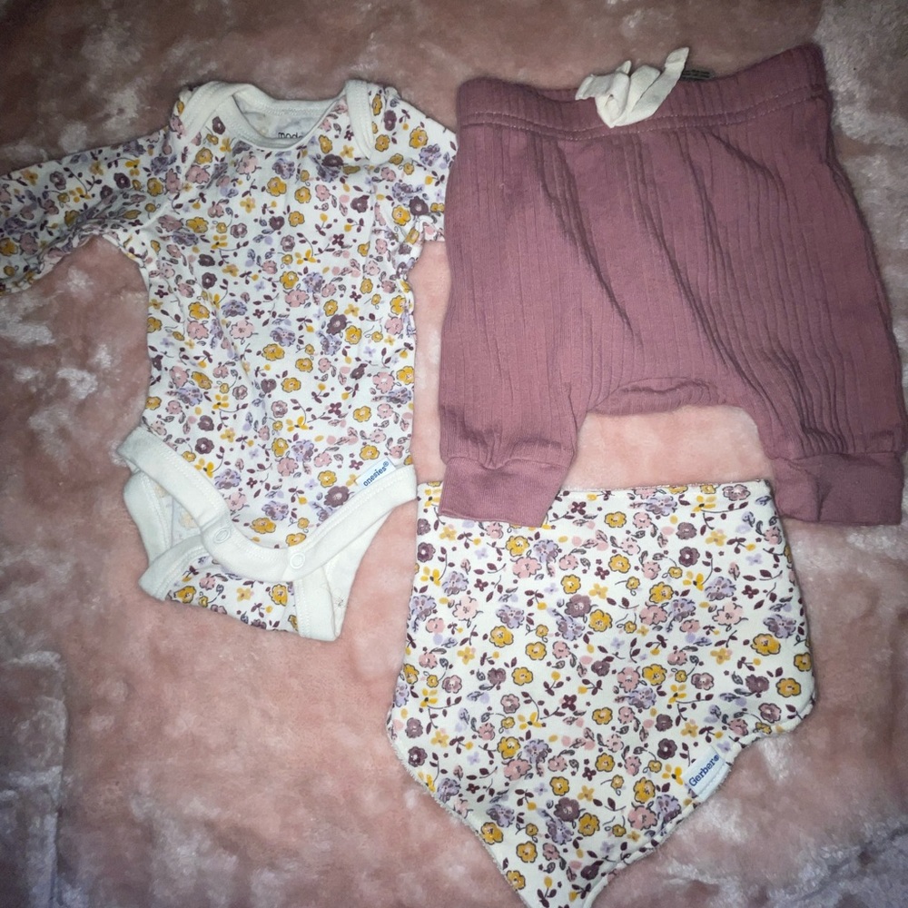 matching outfit with bib